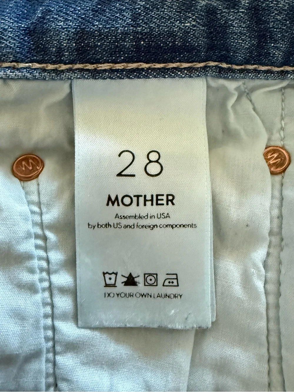 Mother The Brother Jeans in Getting Rowdy relaxed boyfriend - Picture 6 of 9